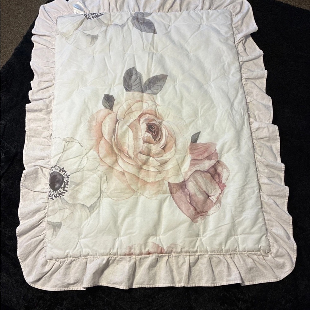 Charming Floral Kids Quilt with Ruffles